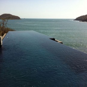 Infinity Pool, Villa Xiguacan