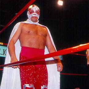 The Organized Chaos of Lucha Libre The Organized Chaos of Lucha Libre